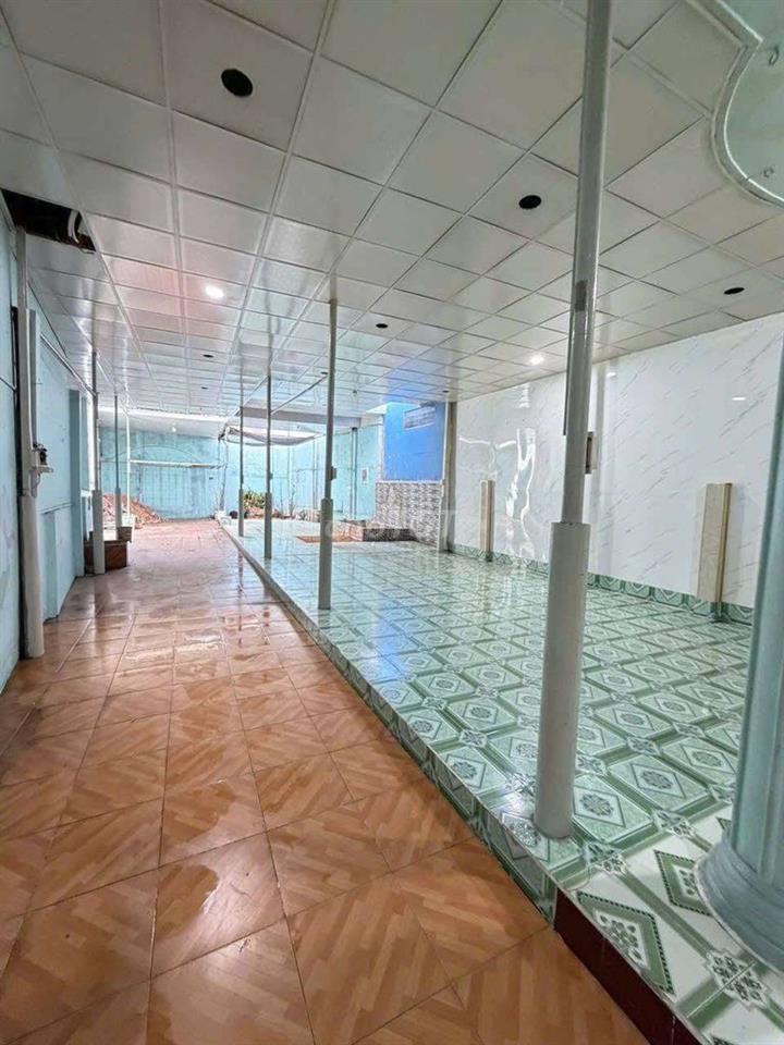 Nhà 300m2 1 trục xe tải Phan Huy ích p12