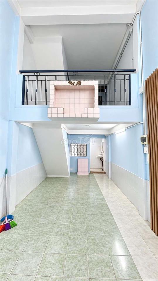 Cho thuê nhà nguyên căn gần ngã 4 âu cơ và lạc long quân