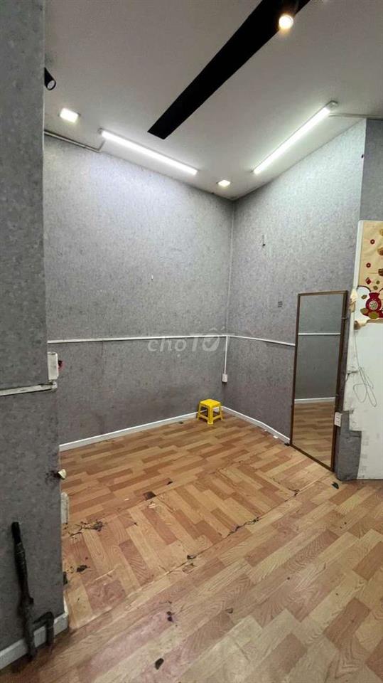 Cho thuê mặt bằng kinh doanh mặt tiền Trịnh Đình Trọng
