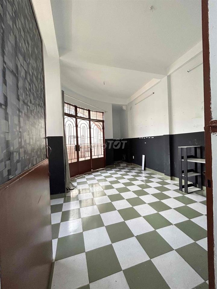 CHO THUÊ NHÀ 2 MẶT TIỀN LÊ VĂN SỸ Q.3 - VỊ TRÍ CỰC ĐẸP KINH DOANH!
