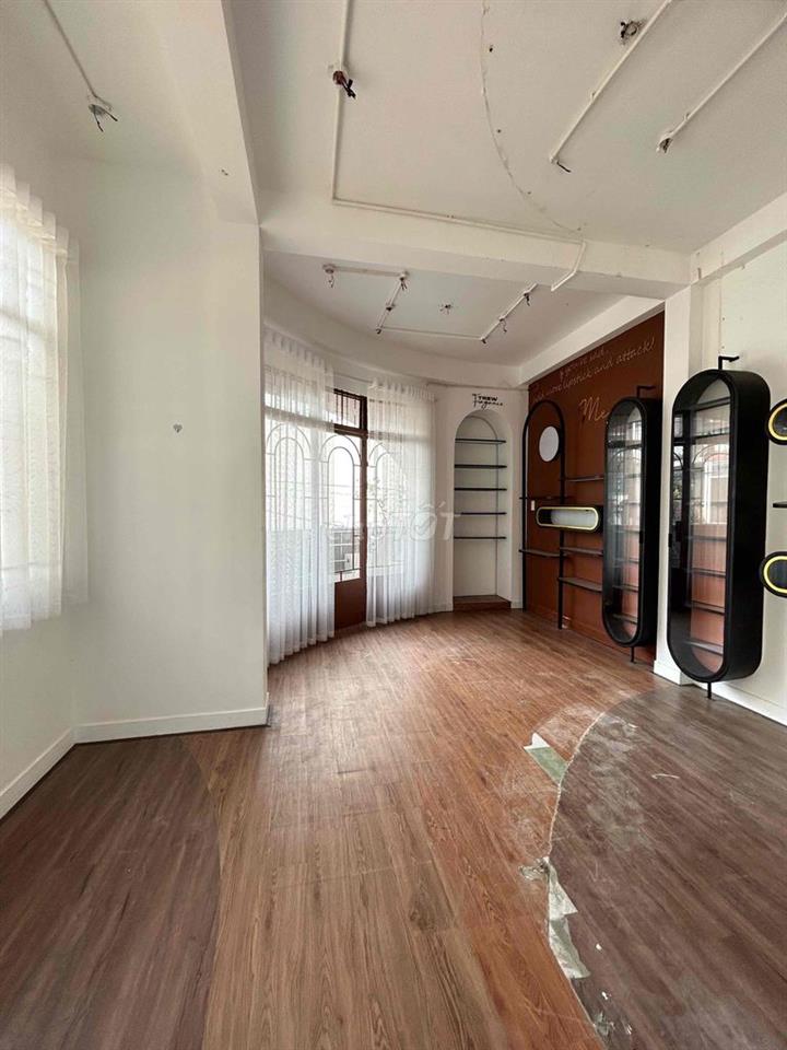 CHO THUÊ NHÀ 2 MẶT TIỀN LÊ VĂN SỸ Q.3 - VỊ TRÍ CỰC ĐẸP KINH DOANH!