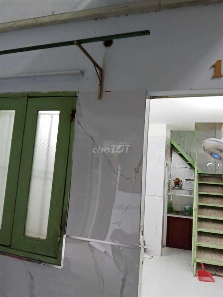 Cho thuê nguyên căn nhà 1 trệt 1 lầu quận 6