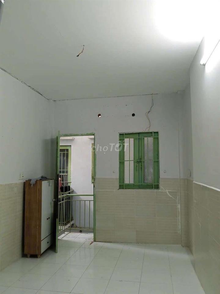 Cho thuê nguyên căn nhà 1 trệt 1 lầu quận 6