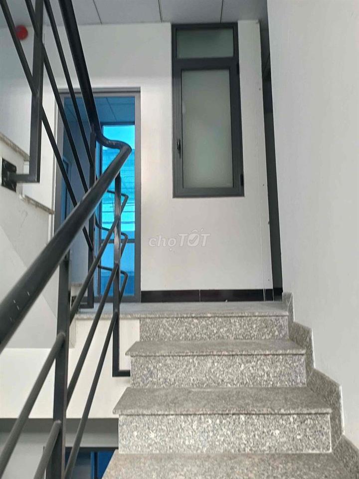 Mặt bằng 210m2 đường nguyễn văn khối