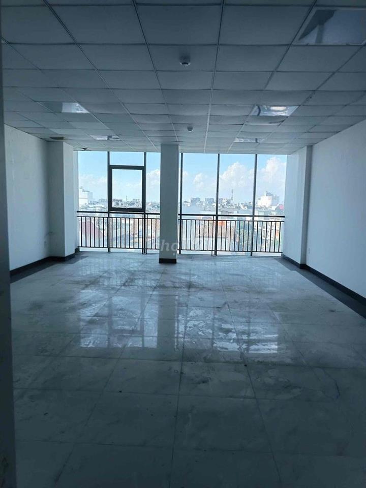 Mặt bằng 210m2 đường nguyễn văn khối