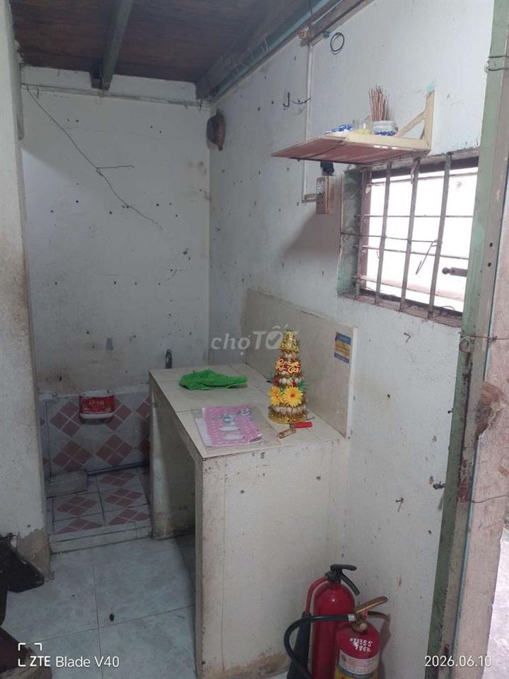 tôi còn trống 1 phòng trọ cho thuê 
