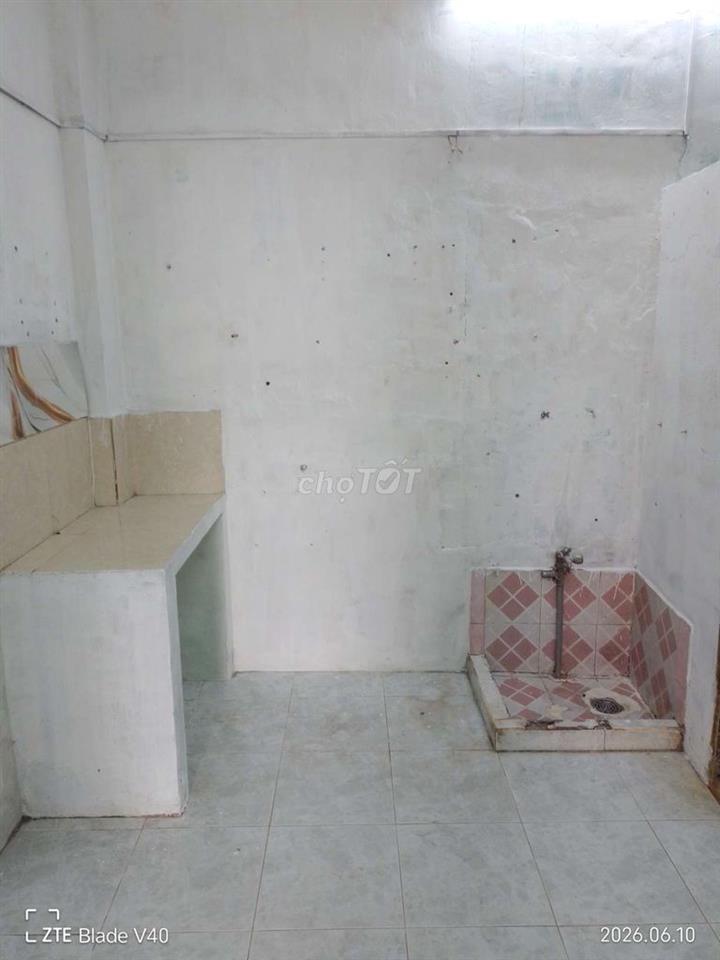 tôi còn trống 1 phòng trọ cho thuê 