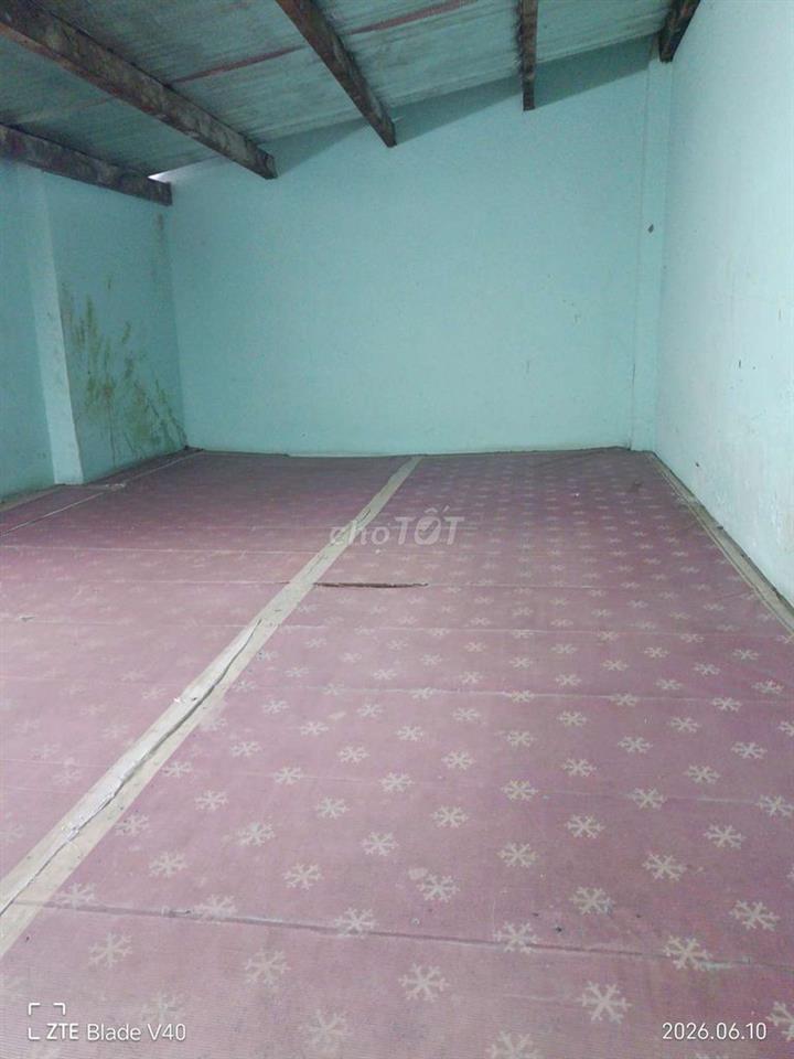tôi còn trống 1 phòng trọ cho thuê 