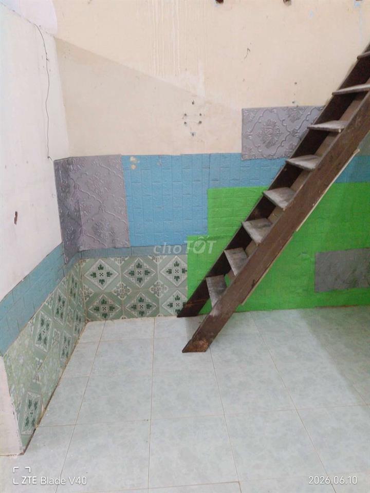 tôi còn trống 1 phòng trọ cho thuê 