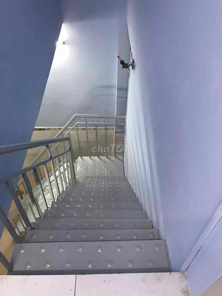 CHO THUÊ NGUYÊN CĂN 3 PHÒNG NGỦ Q9, HCM