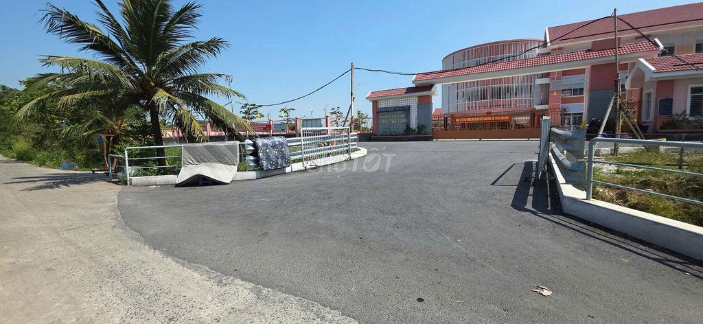 BÁN ĐẤT THỔ CƯ CHÍNH CHỦ  2 MẶT TIỀN HẼM ( QH 6 MÉT )