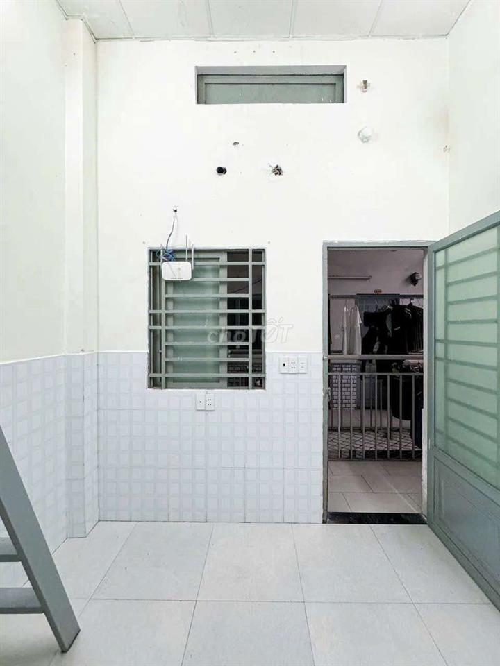 CHÍNH CHỦ CHO THUÊ PHÒNG GẦN GTVT CS2 