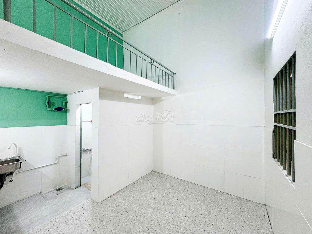 CHÍNH CHỦ CHO THUÊ PHÒNG NGAY CHỢ 434 , GẦN NGÃ TƯ 550