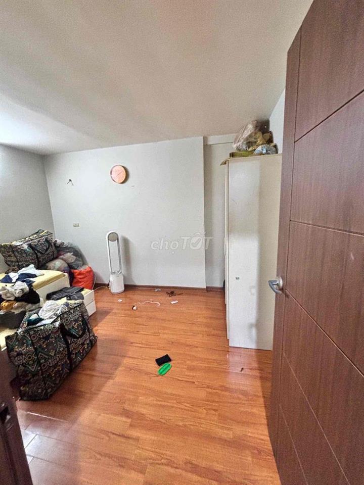 em cần cho thuê căn hộ ở chung cư pakexim 2 tây hồ có thương lượng