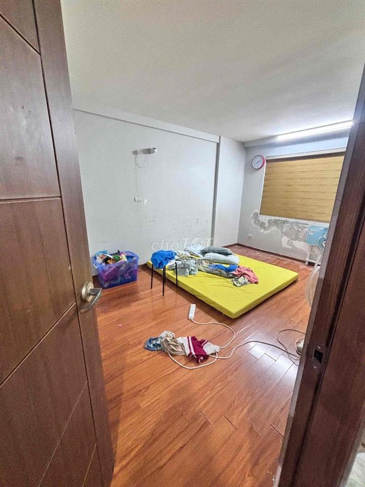 em cần cho thuê căn hộ ở chung cư pakexim 2 tây hồ có thương lượng