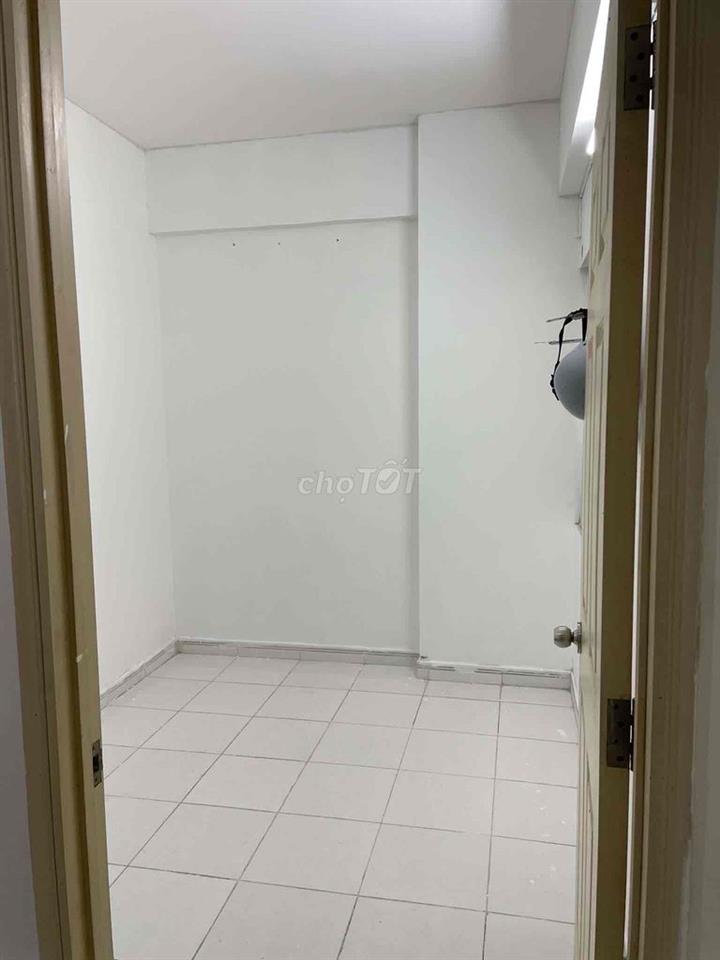Cho thuê căn hộ HQC Plaza, Nguyễn Văn Linh 2pn 2wc giá rẻ