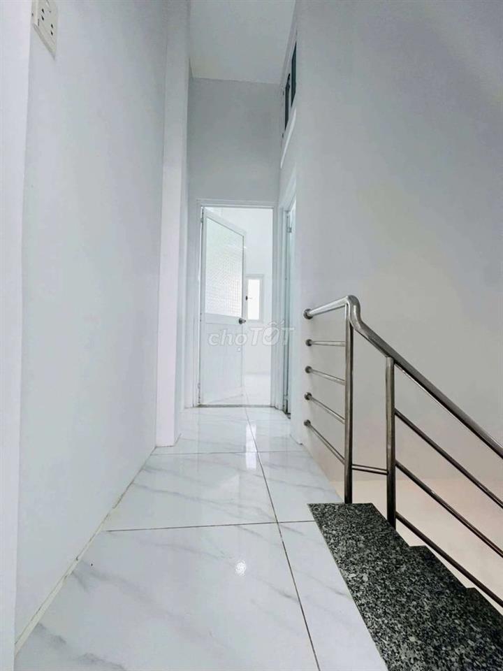 Nhà đẹp quận 8 thoáng mát ngang 3m5 giá rẽ