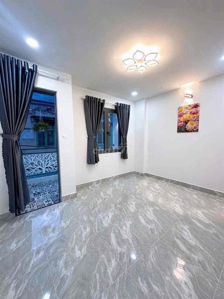 Nhà đẹp Long An Cần Giuộc 2 mặt tiền hẽm xe hơi