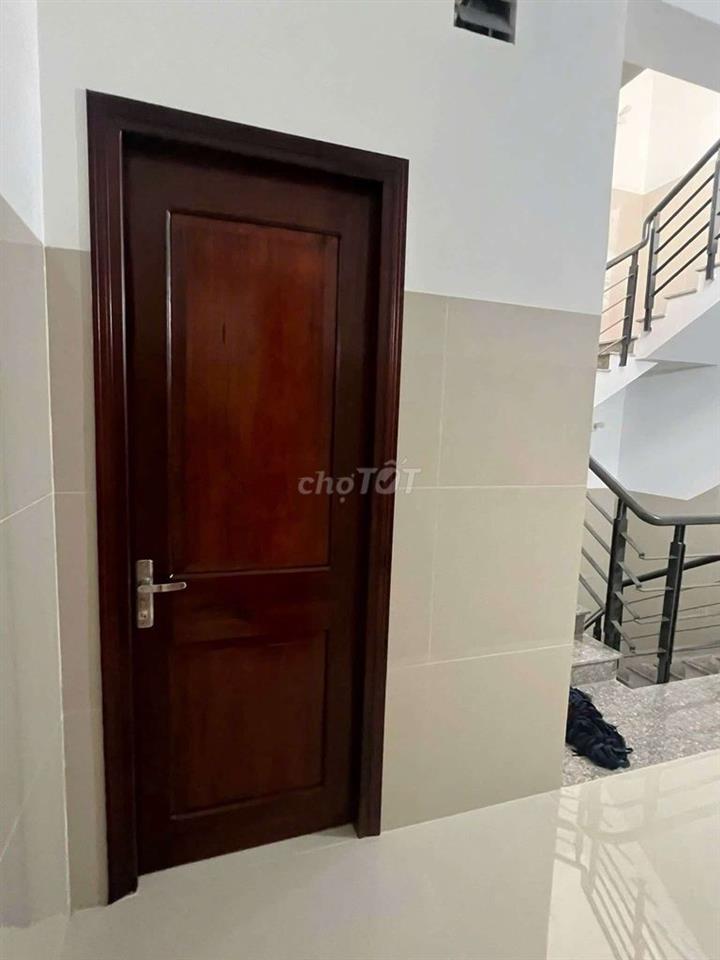 Cần tìm nữ ở ghép tại khu dân cư Conic