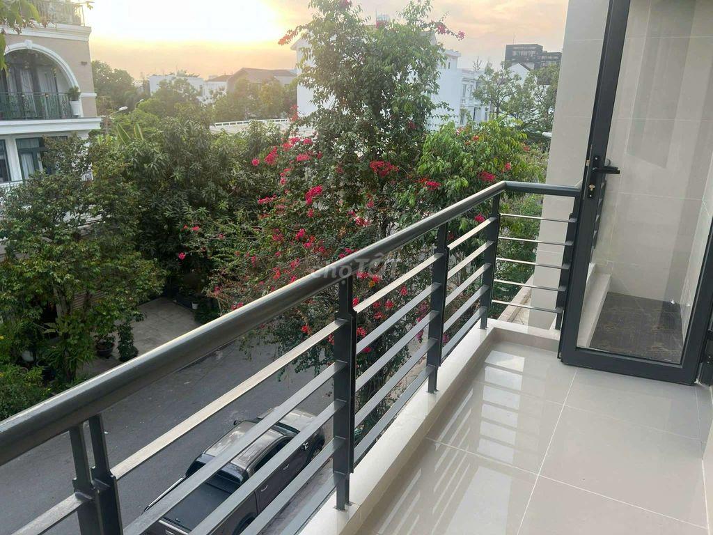 Cần tìm nữ ở ghép tại khu dân cư Conic