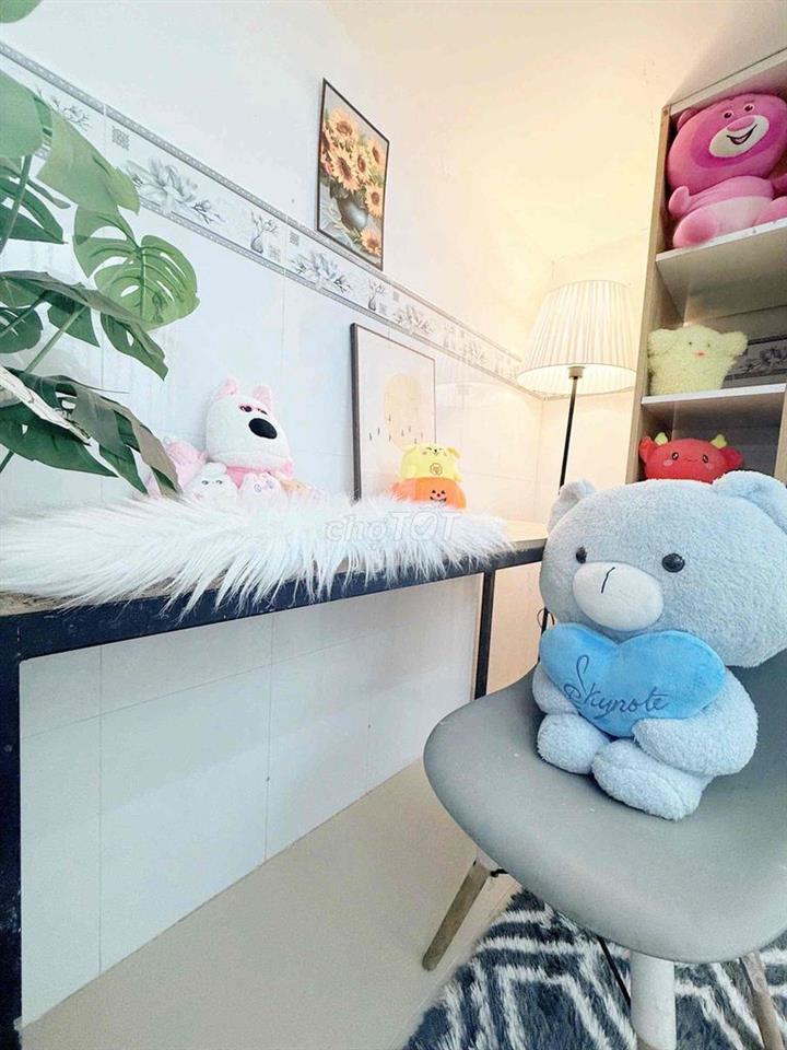 CĂN HỘ GẦN CAO ĐẲNG PNT, TÂN BÌNH, HƯỚNG RA PHÚ NHUẬN