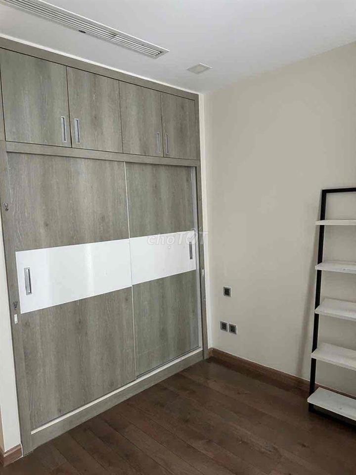 Cho thuê CH Vinhomes Central Park 2PN, Tòa P6 Tầng thấp, View trực diệ