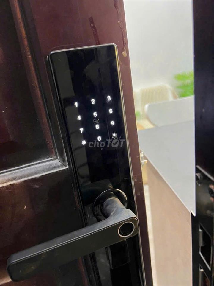 CHO THUÊ CH 2PN NGAY TT Q10 | PHÒNG TẮM RỘNG, GIẾNG TRỜI FULL NỘT THẤT