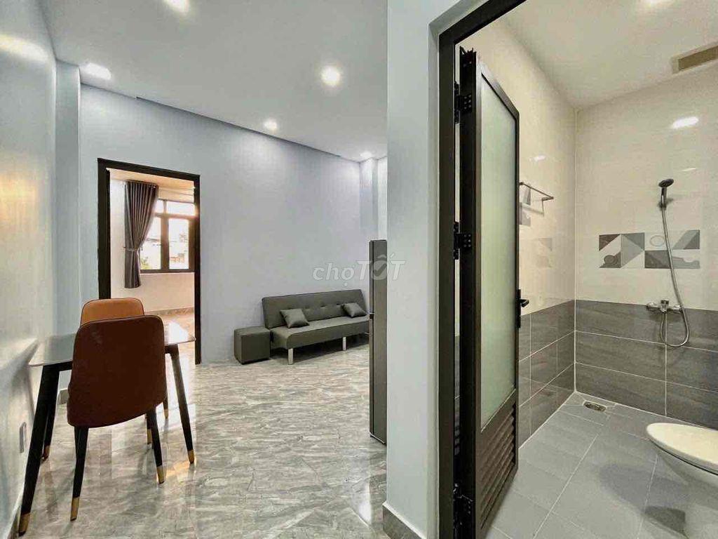 Cho thuê CH 1 PN Tách Bếp Thang Máy MGR Rộng 40m2  tại Bình Thạnh
