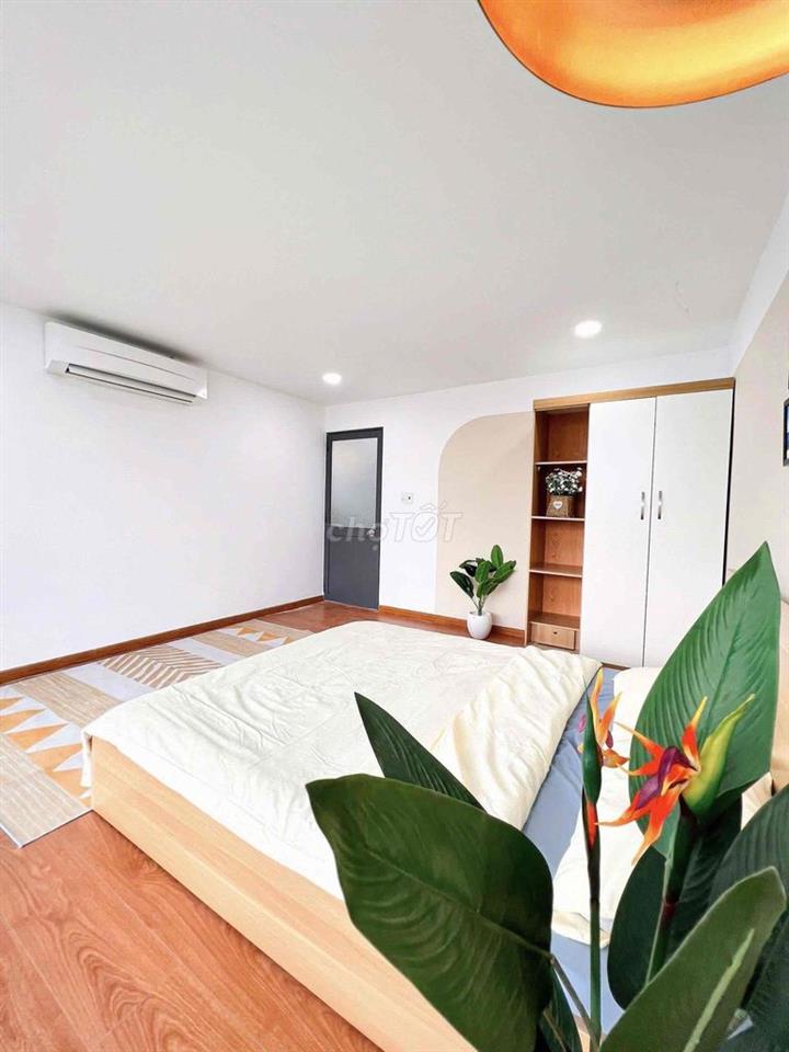 Cho Thuê CH 2PN gần ngã tư Phú Nhuận Full NT Ban công thoáng sáng