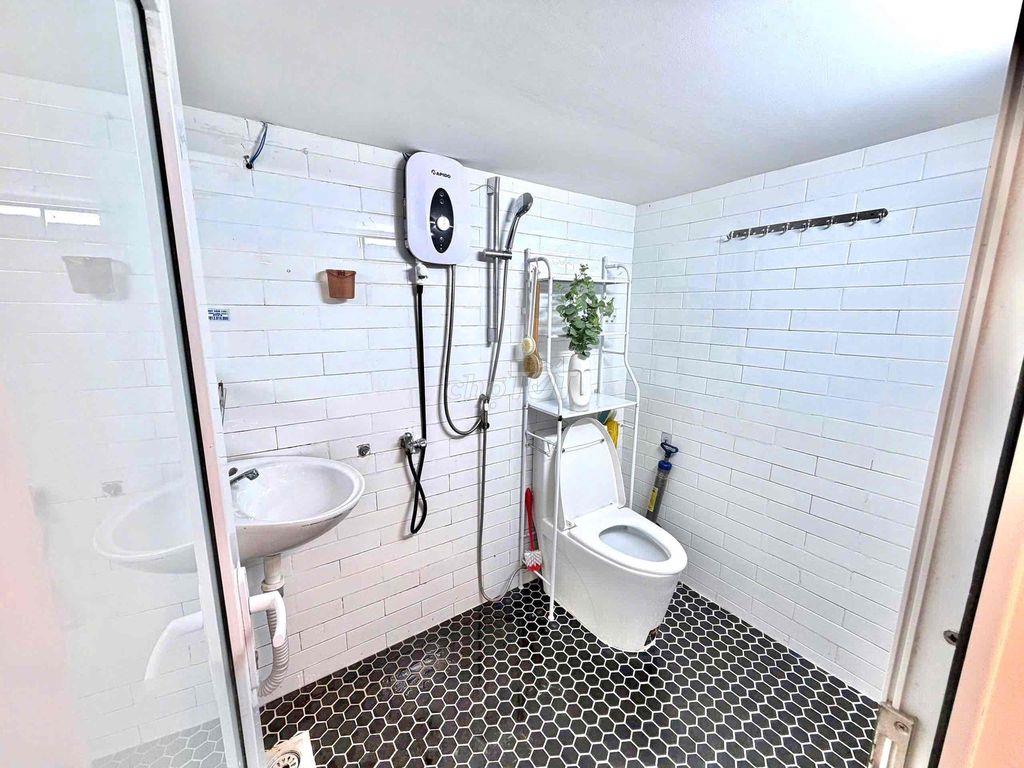 Cho Thuê CH Duplex ngay Chợ Bà Chiểu BT Full NT chỉ dọn vô ở