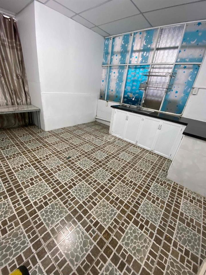 Phòng ở Đặng Thùy Trâm p13 quận bình Thạnh, cách trường đại học văn la