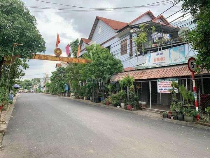 cần bán nhà