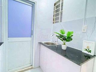 Phòng Chdv full nội thất có 2pn riêng biệt có bêp nấu ăn