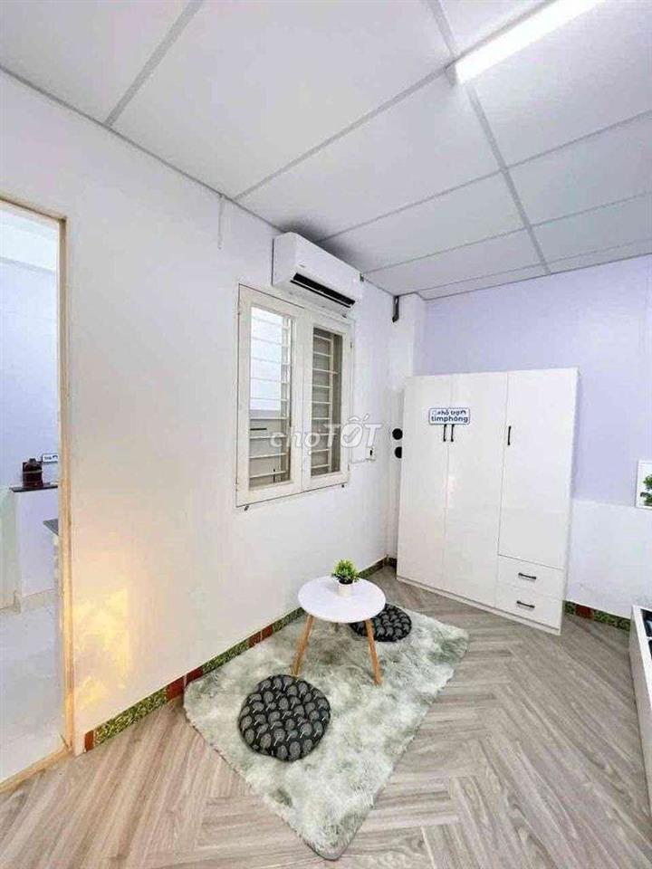 Phòng Chdv full nội thất có 2pn riêng biệt có bêp nấu ăn