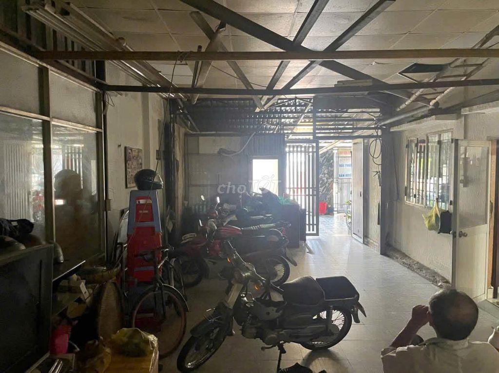 CC BÁN NHÀ MT TRỊNH THỊ MIẾNG HÓC MÔN - 10X27M - SỔ HỒNG , 20 TỶ