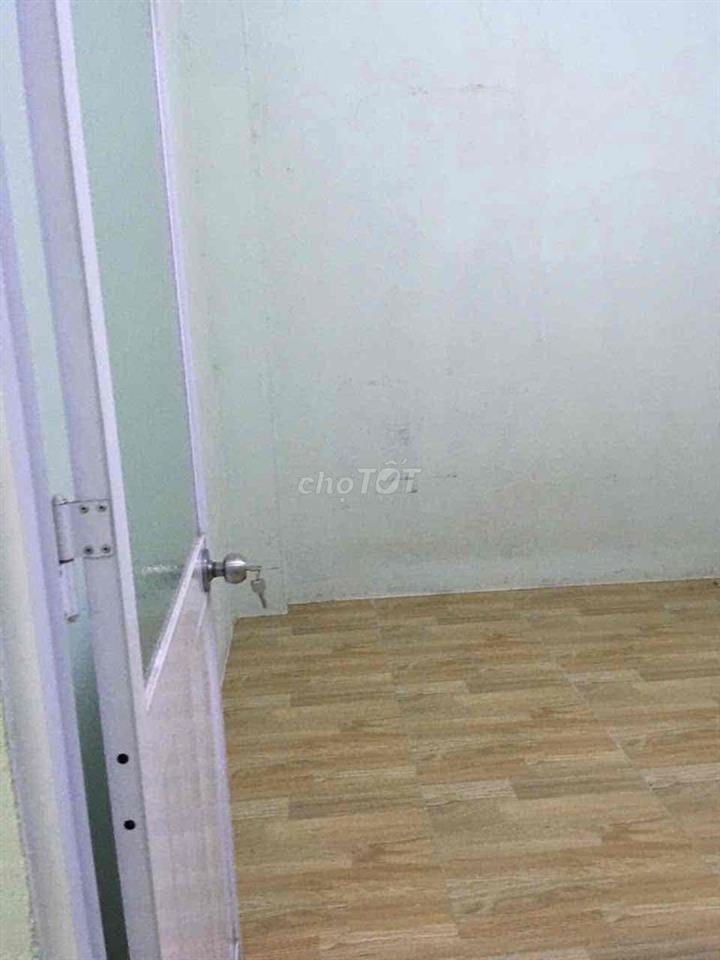 Nhà cho thuê gần trường Huflit và chợ đầu mối