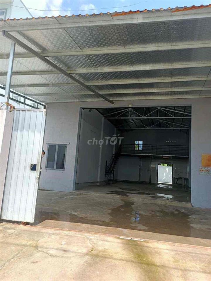 Cho thuê nhà xưởng, kho, văn phòng ở xã Bà Điểm, Hóc Môn