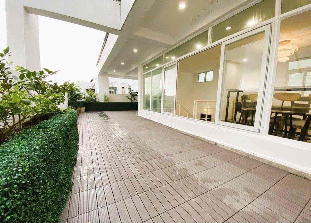 Bán căn Penthouse kế Phú Mỹ Hưng rất đẹp , mới  chỉ hơn 26tr/m2