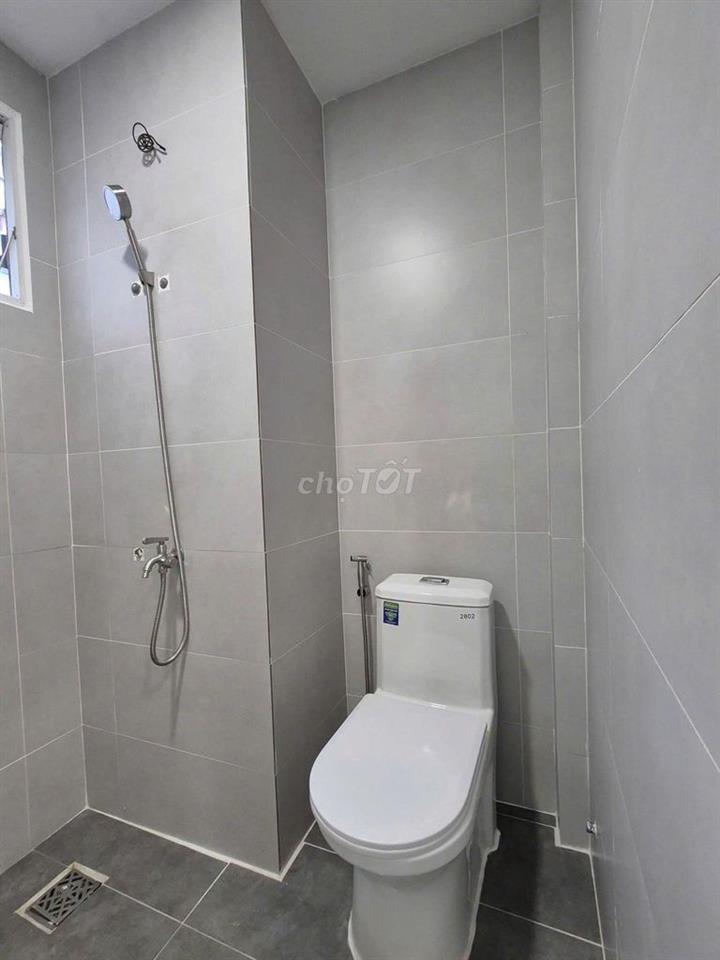 Chung Cư Phan Xích Long-2PN/ 70m2, NT cơ bản, giá 10 tr/th