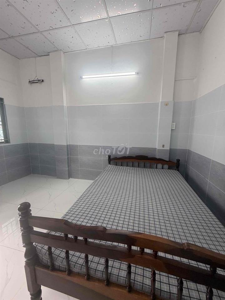 Cho Thuê Nhà Nguyen Căn hem Hoa Hao phương Diên Hồng