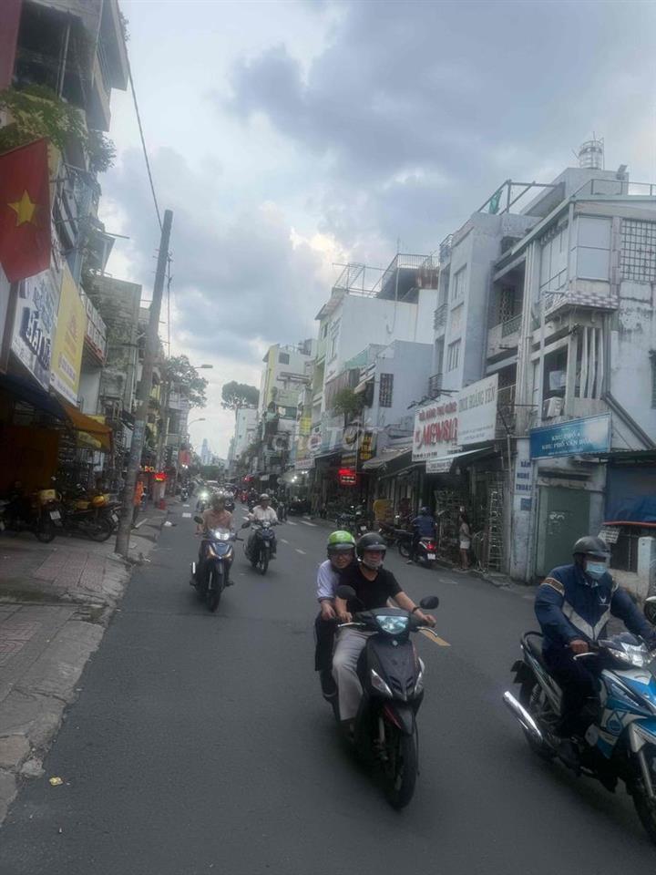 Bán  Nhà Mặt Tiền Vinh Viễn