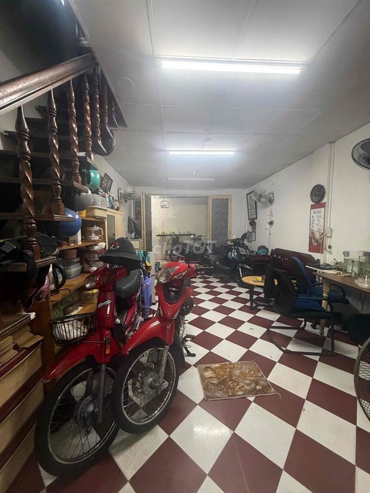 ➡️Bán nhà hem Đường Bà Hat phường vườn Lai Tphcm