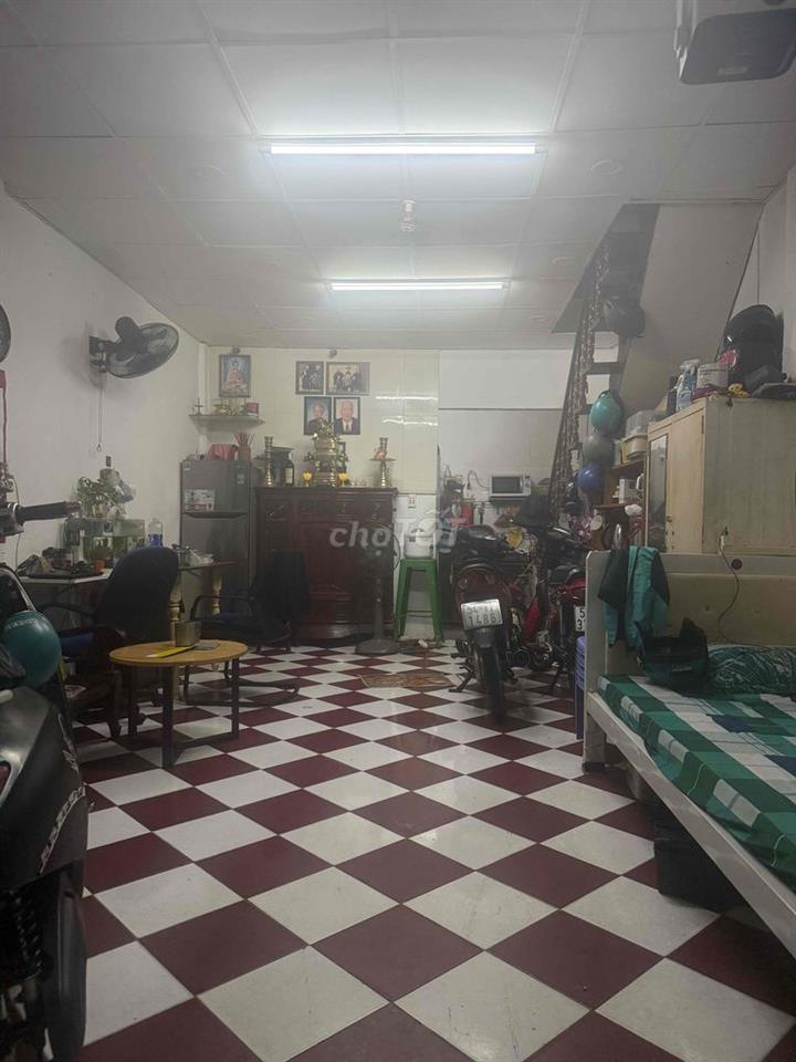 ➡️Bán nhà hem Đường Bà Hat phường vườn Lai Tphcm
