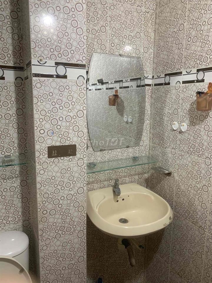 phòng nhà mặt tien 14m