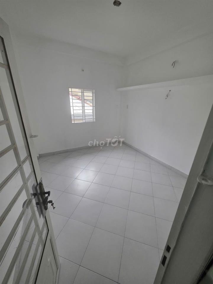 Cho thuê phòng trọ 16m2 Hùng Vương, P. Vườn Lài giá 3 triệu/tháng
