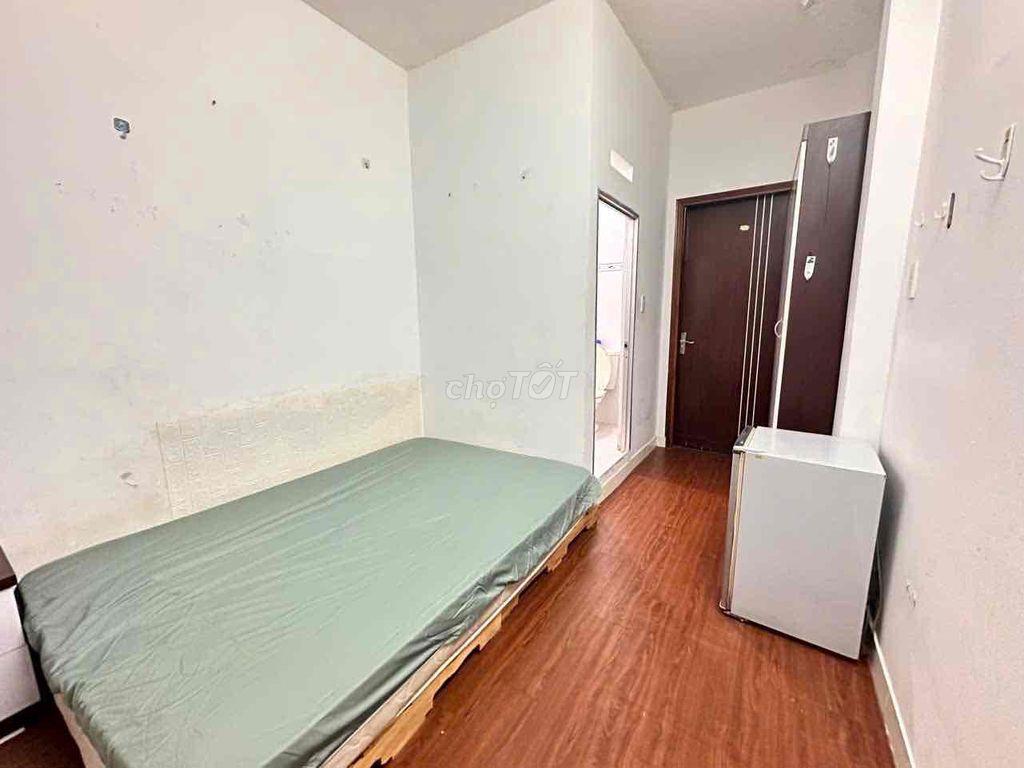 CẦN PASS LẠI PHÒNG Q10
