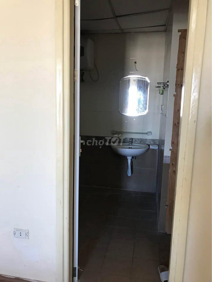 Căn góc 3PN chung cư ACB Ông Ích Khiêm, Hoà Bình giá thuê chỉ 14tr/th