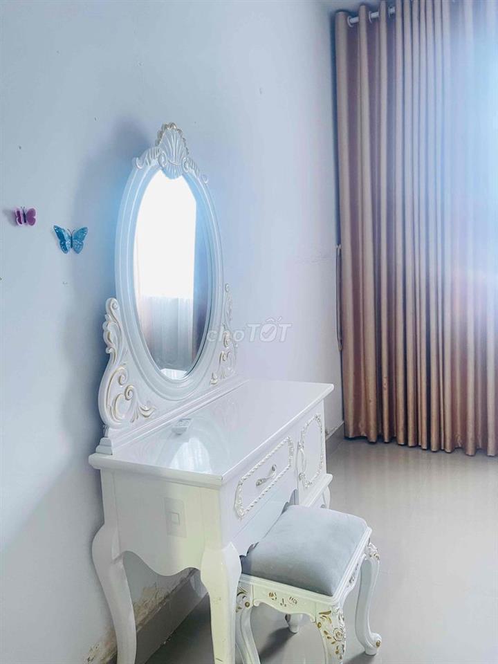 Chính chủ cần cho thuê căn hộ 2 pn 2 wc, đầy đủ nt
