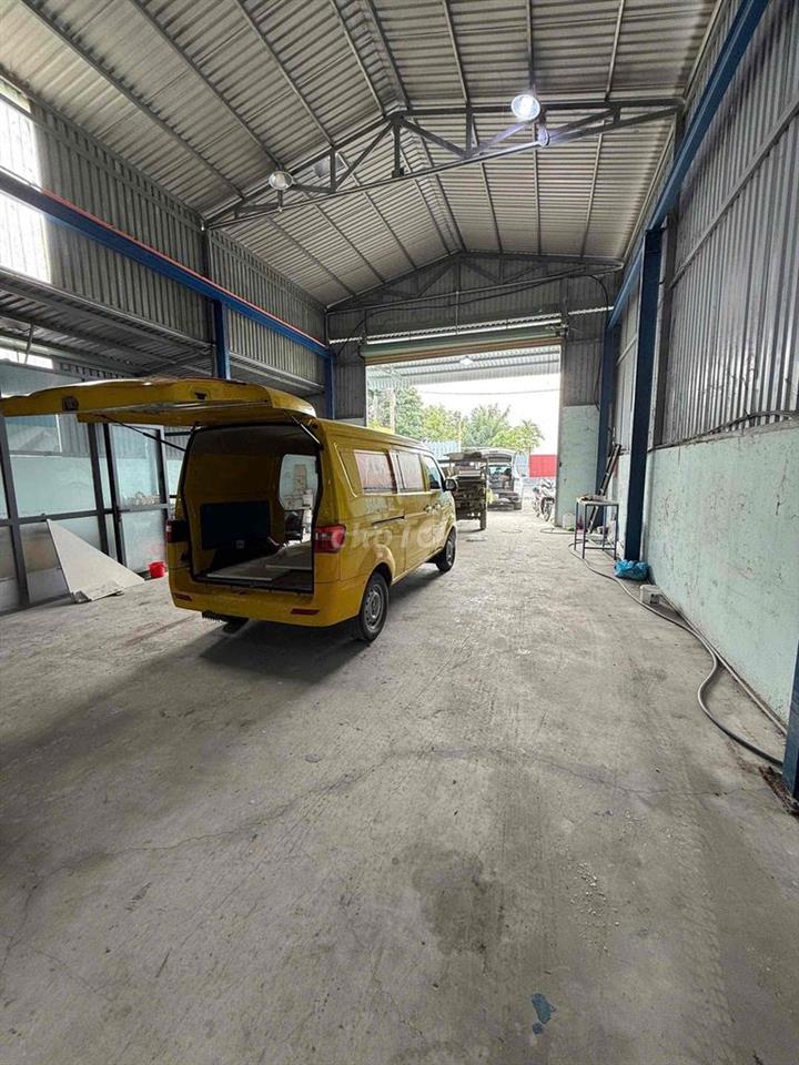 Cho thuê kho 700m2 5pn 32tr/tháng còn TL