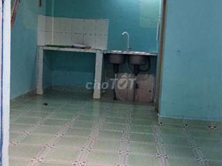 Ưu tiên cho 1 người ở hoặc 2 vợ chồng. 